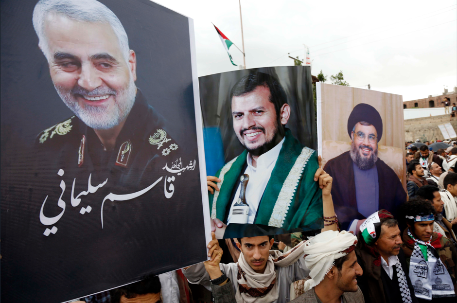 ضغط إيراني عسكري وسياسي لتحييد السعودية وتمكين الحوثيين من التوسع في اليمن