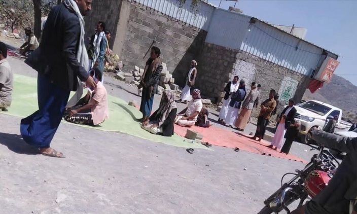 عمران .. مليشيا الحوثي تمنع المصلين من أداء صلاة الجمعة في أحد المساجد للأسبوع الثاني على التوالي