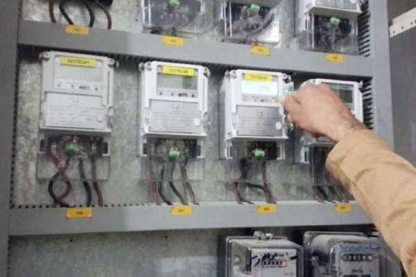 مليشيا الحوثي تفرض زيادة سعرية على فاتورة المياه العمومية في مدينة إب